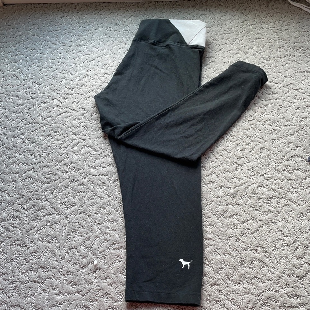 VS Pink yoga pants